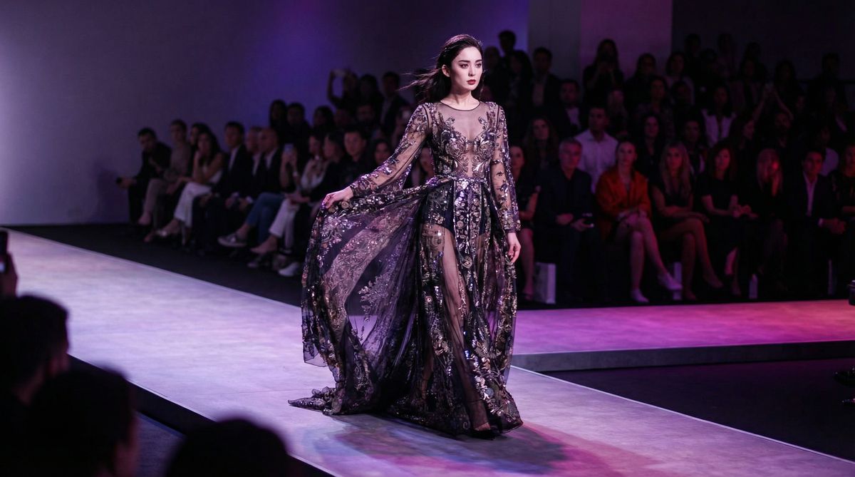 草莓视频走秀视频